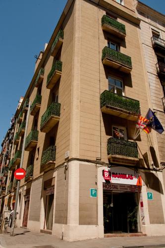 Be Ramblas Guest House 2