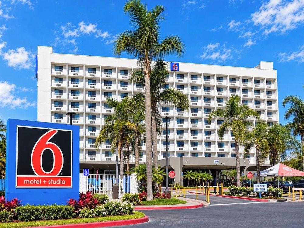 Motel 6 Los Angeles, CA - Los Angeles - LAX 1