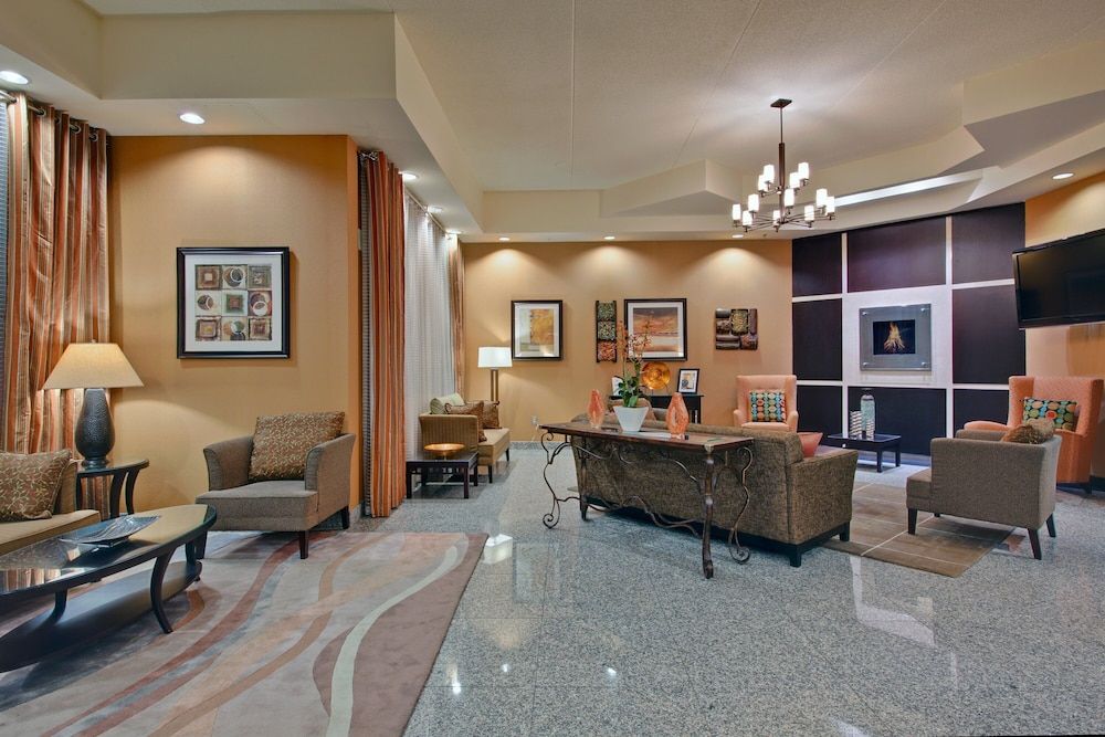 Holiday Inn & Suites WINDSOR (AMBASSADOR BRIDGE) by IHG 2