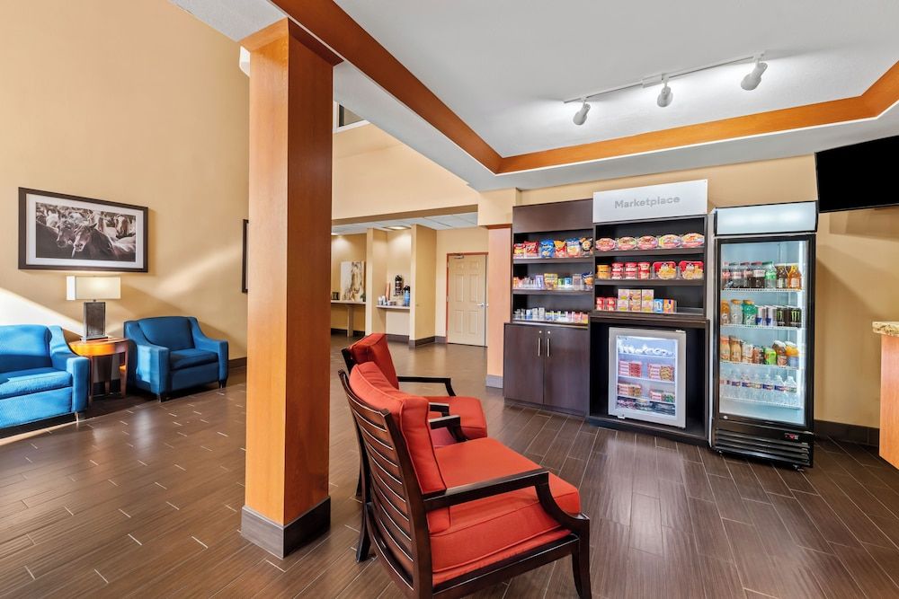 Roanoke Suites 2