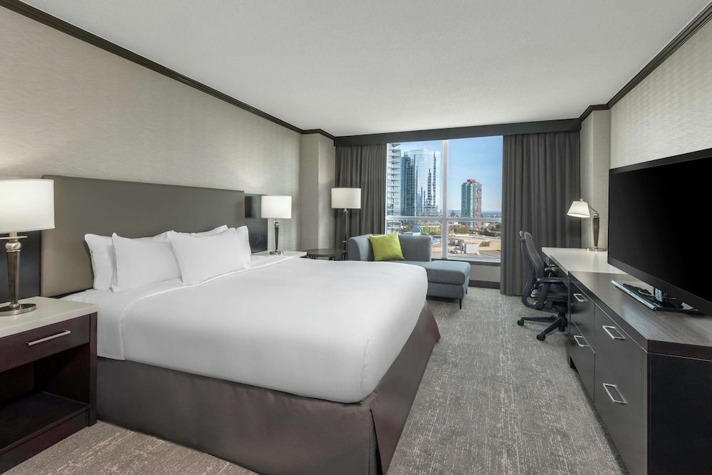 Hilton Vancouver Metrotown 1