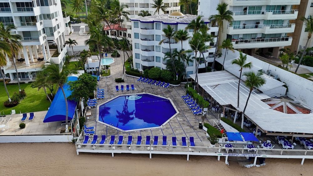 Hotel Acapulco Malibu 1