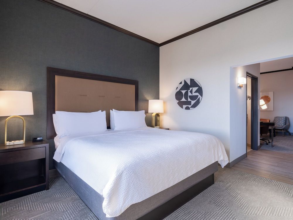 Holiday Inn & Suites CHICAGO NORTHWEST - ELGIN by IHG 2