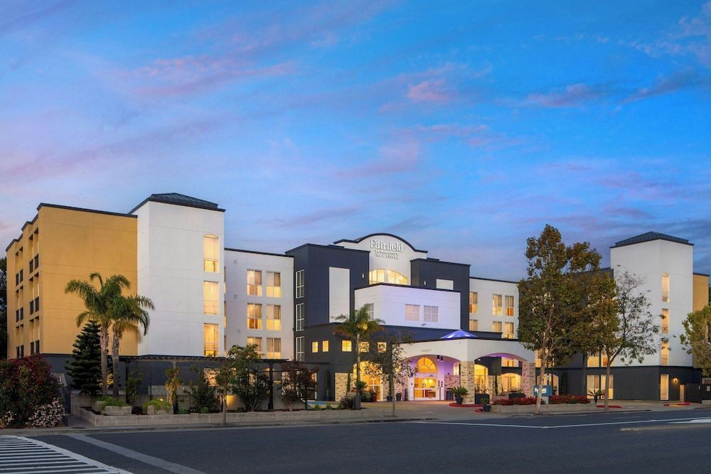 Fairfield Inn & Suites by Marriott San Francisco Airport 1