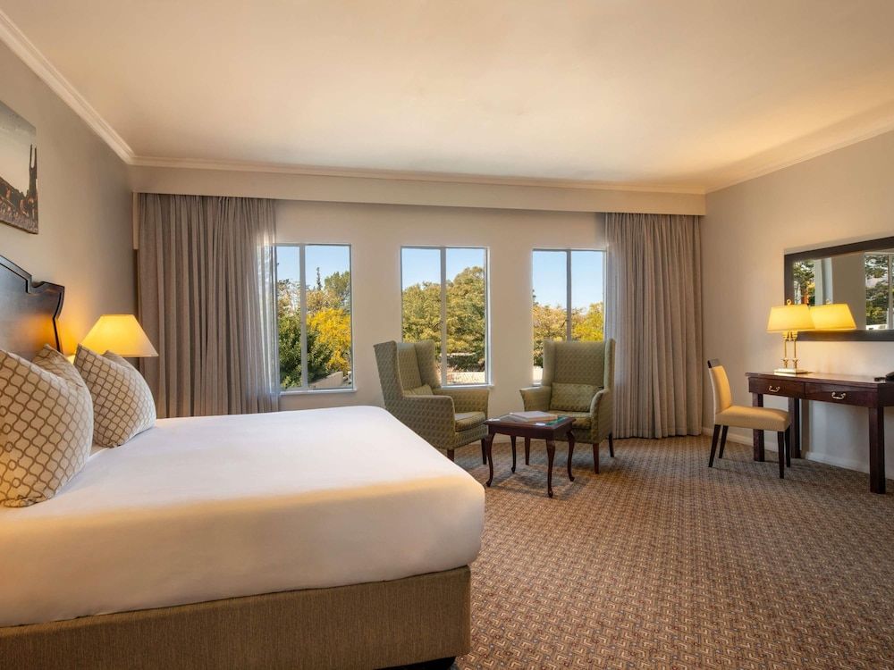 Mercure Hotel Windhoek 1