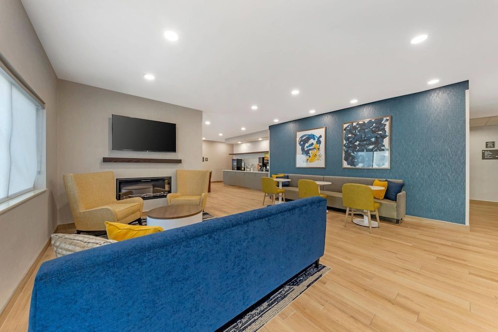 Comfort Inn & Suites Oklahoma City North - Quail Springs 2