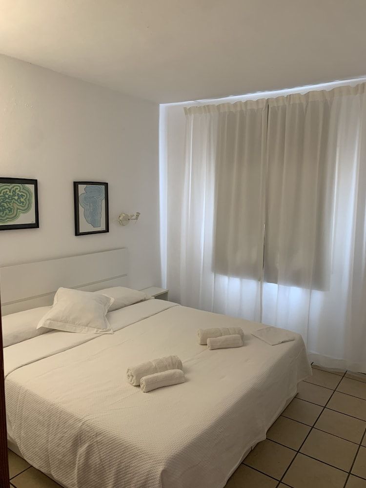 Apartamentos Vista Vedrá 2