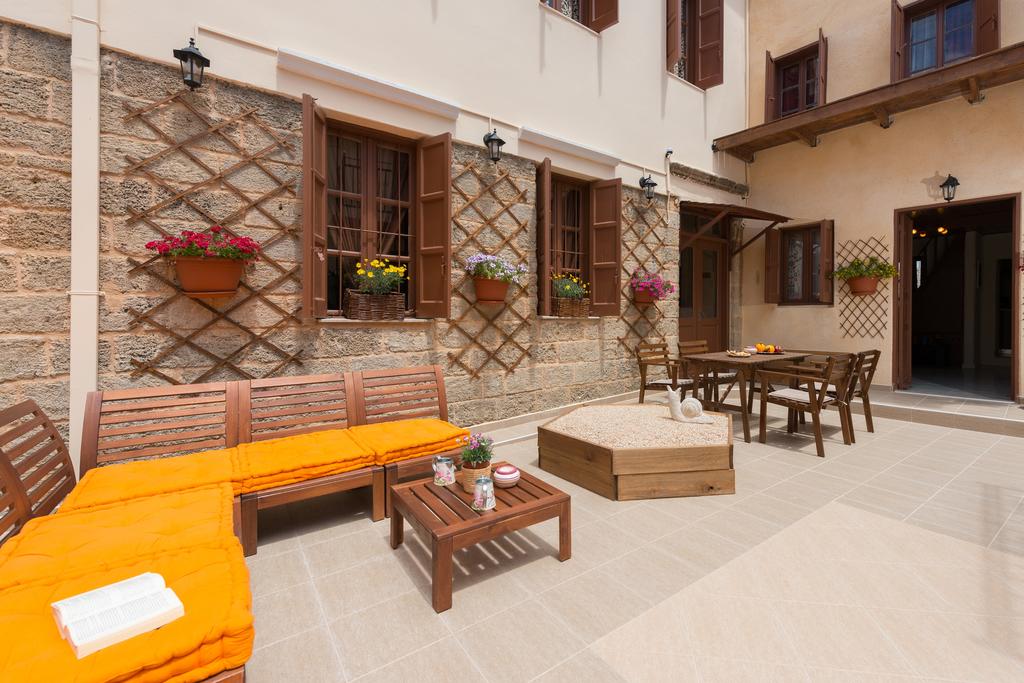 Aglaea Apartment in Rhodes Old Town 2