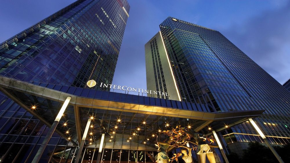 InterContinental Hotels SHANGHAI JING'AN by IHG 1