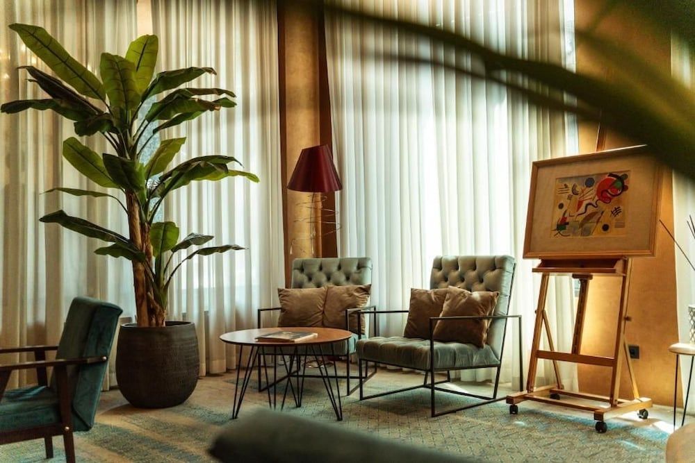 CRYSTAL Hotel Belgrade 2