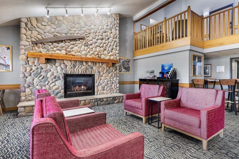 AmericInn by Wyndham Stillwater 2