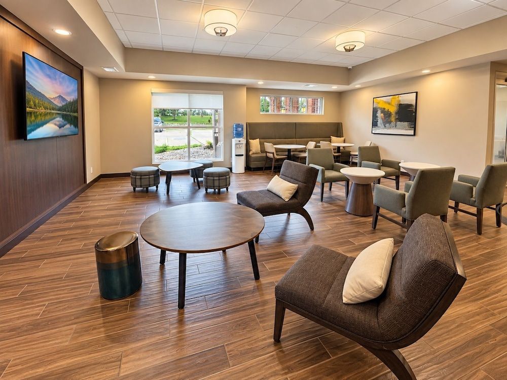 Residence Inn by Marriott Davenport 2