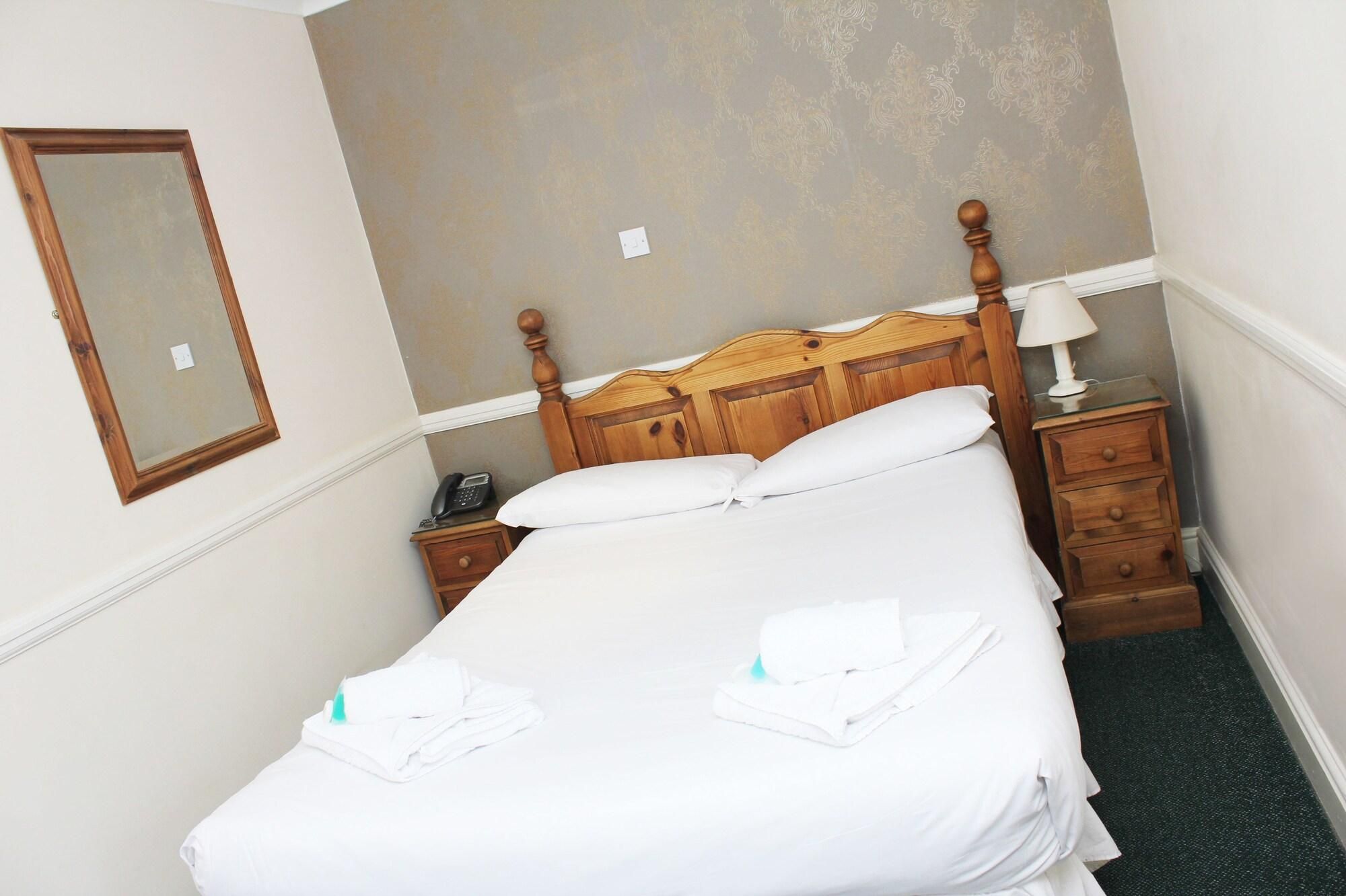 Gidea Park Hotel 2