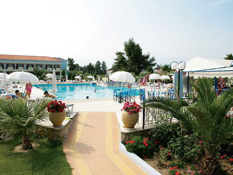 Tresor Sousouras Hotel 1