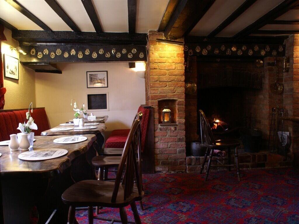 The Saracens Head 2