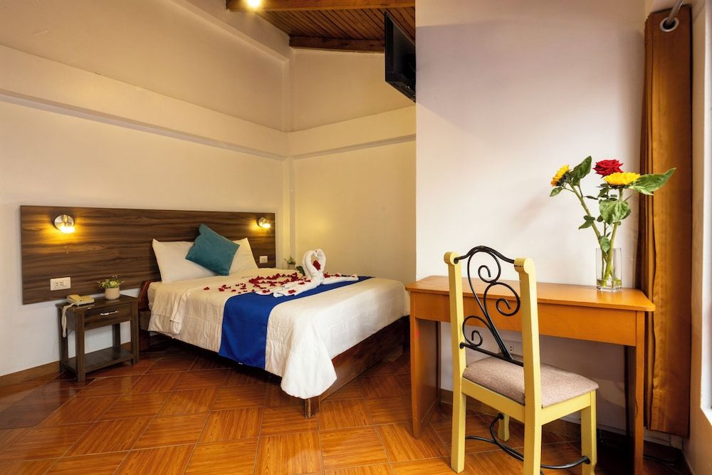 SAN BLAS PLAZA INn 1