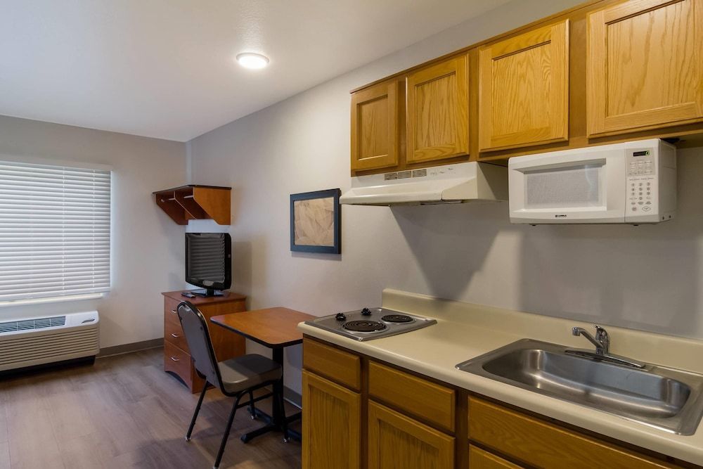 WoodSpring Suites Jacksonville I-295 East 1
