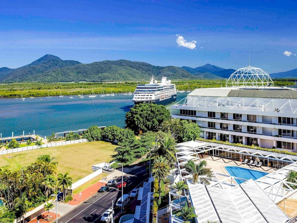 The Reef Hotel Casino Cairns - Handwritten Collection 1