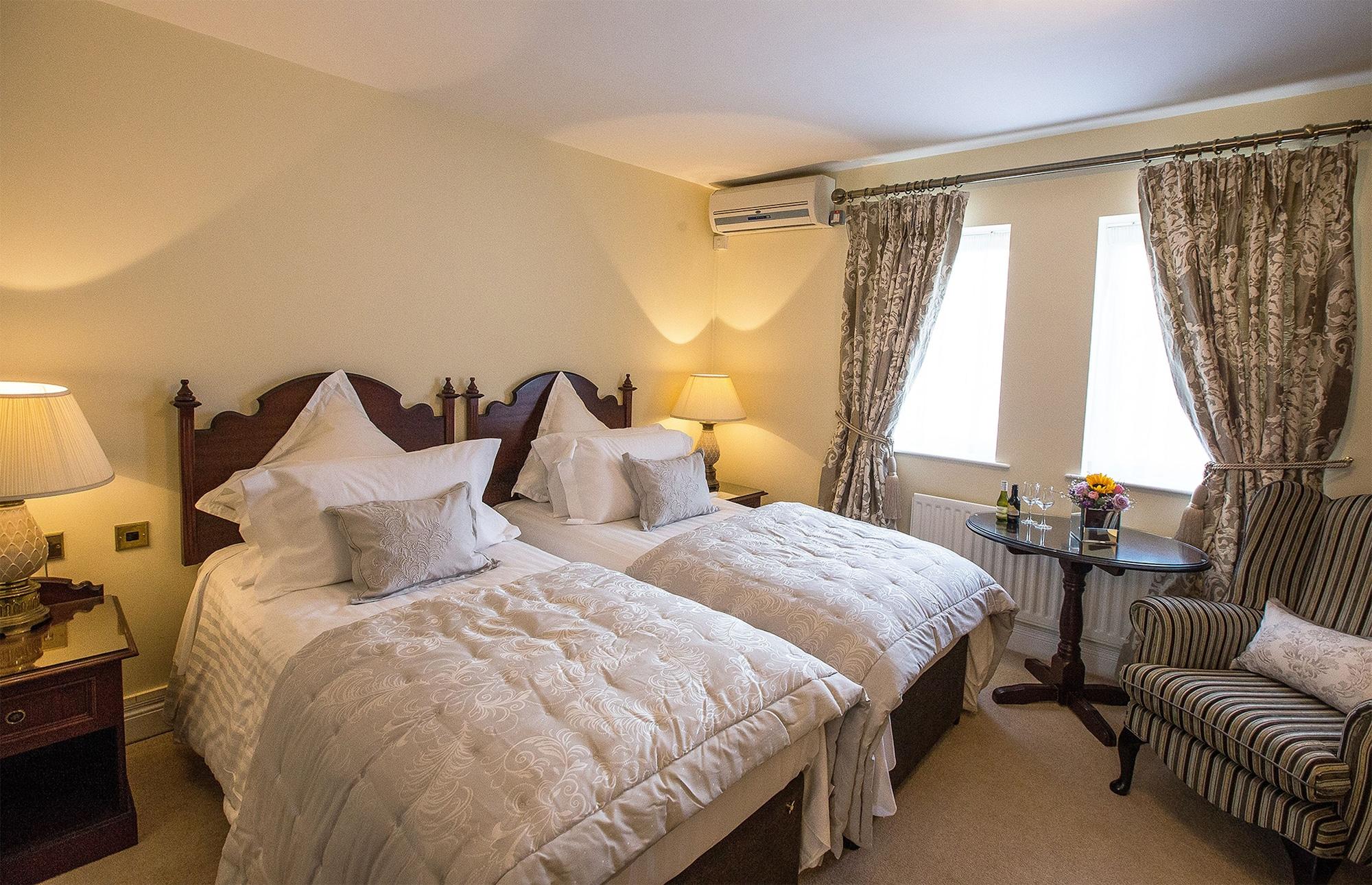 Tullyglass House Hotel 1