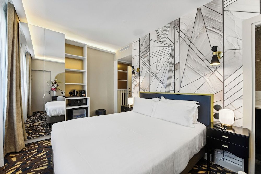 Hôtel Mondial 1