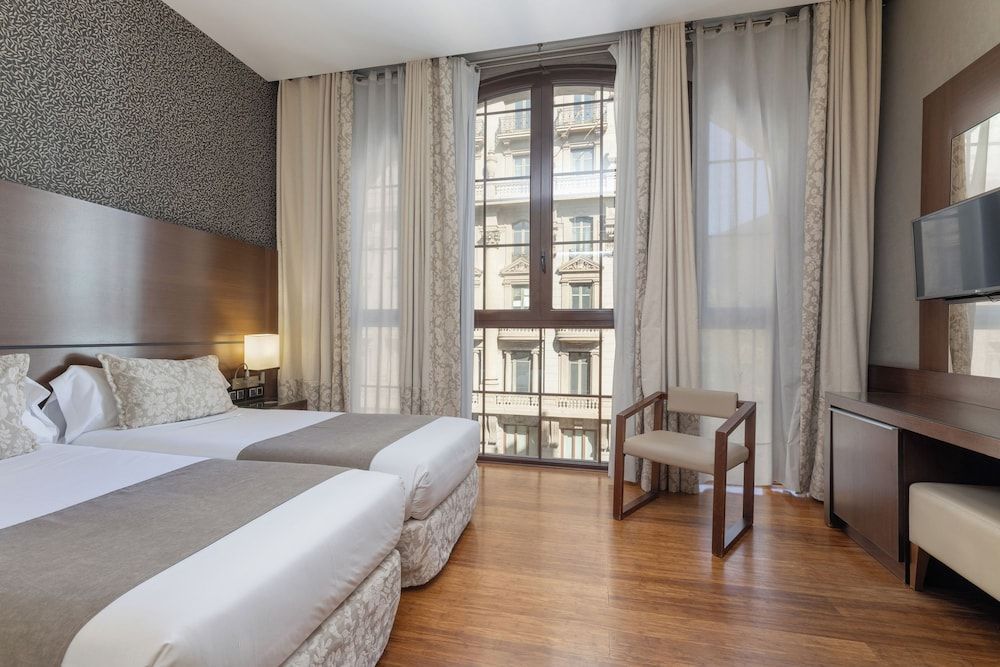 Barcelona Hotel Colonial 1