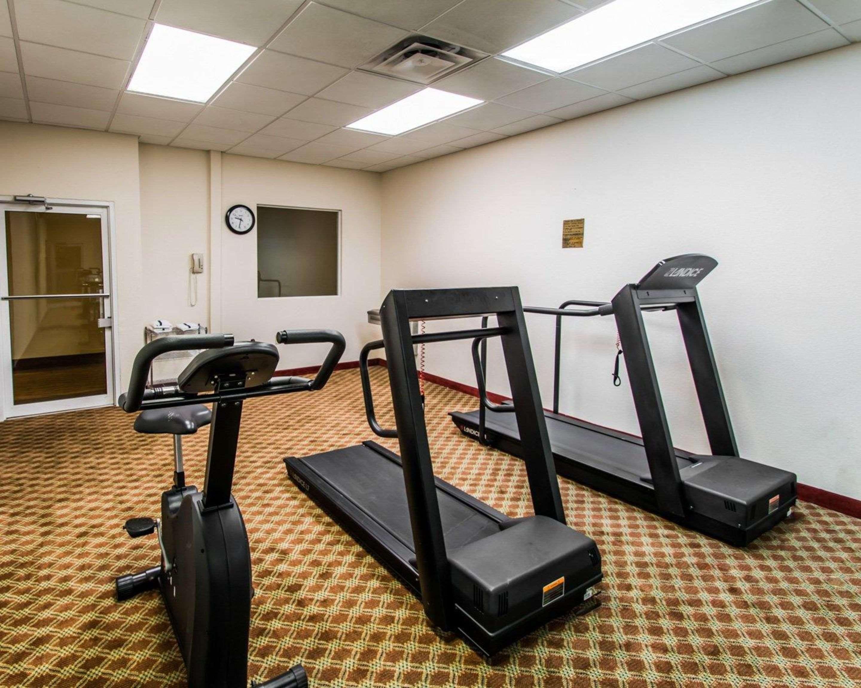 Sleep Inn & Suites Orlando International Airport 2