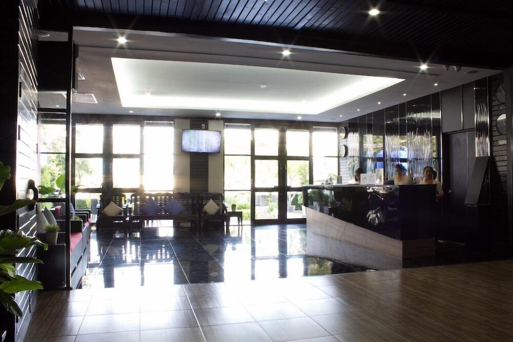 Golden Tulip Essential Pattaya Hotel 1