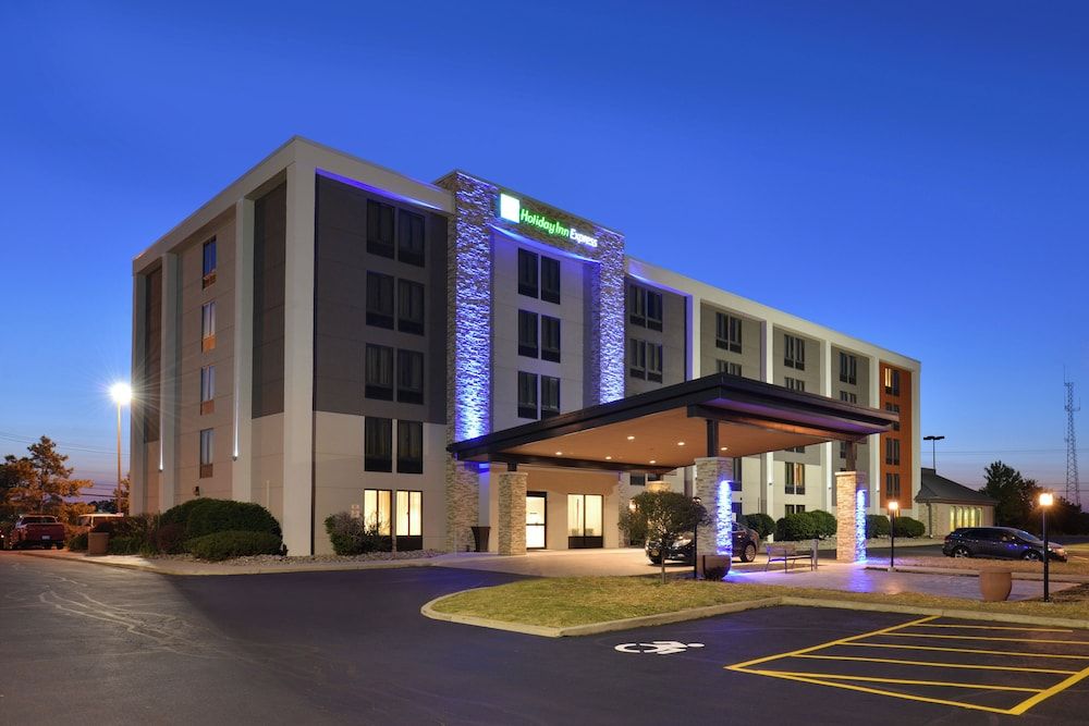 Holiday Inn Express ROCHESTER - UNIVERSITY AREA by IHG 1