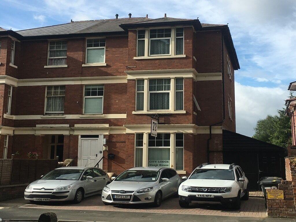 City Centre Guest House - Gloucester Park 1
