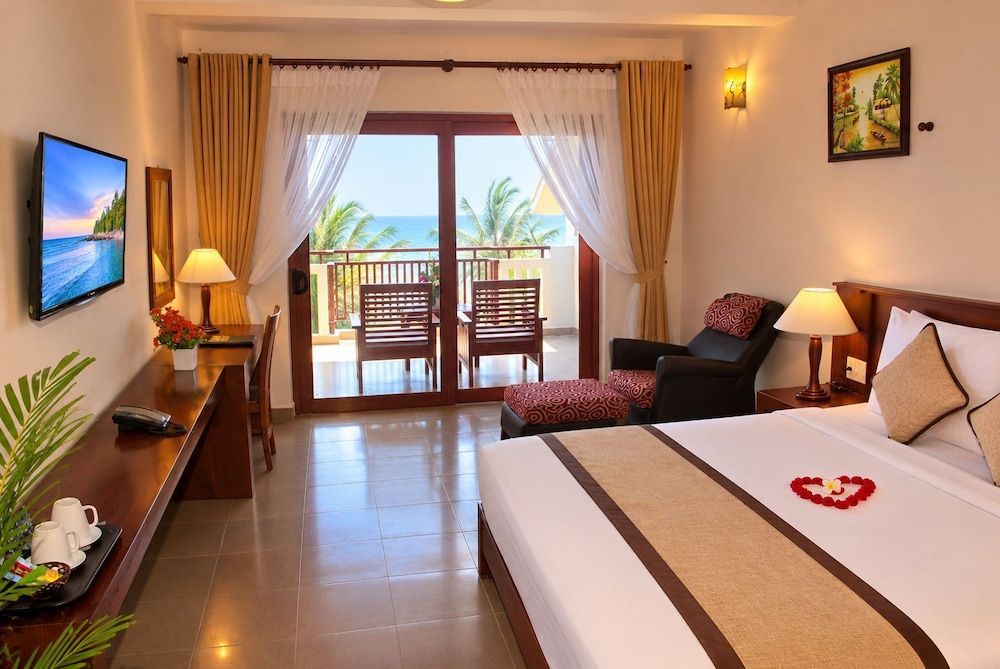 Canary Beach Resort 1