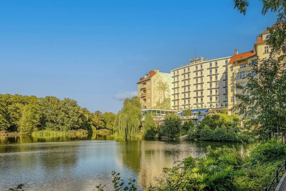 Ringhotel Seehof 1