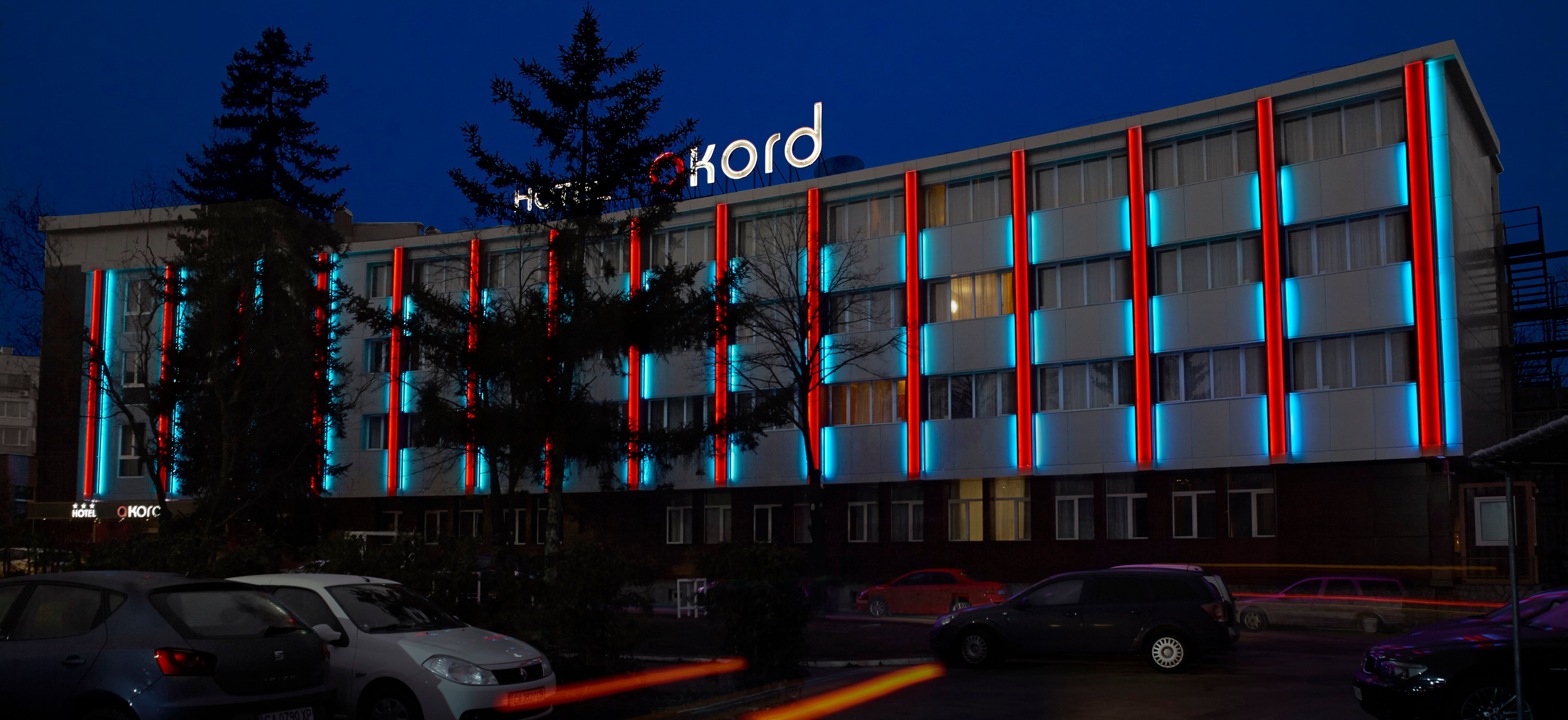 Hotel Akord - Free Parking & Metro Access 2