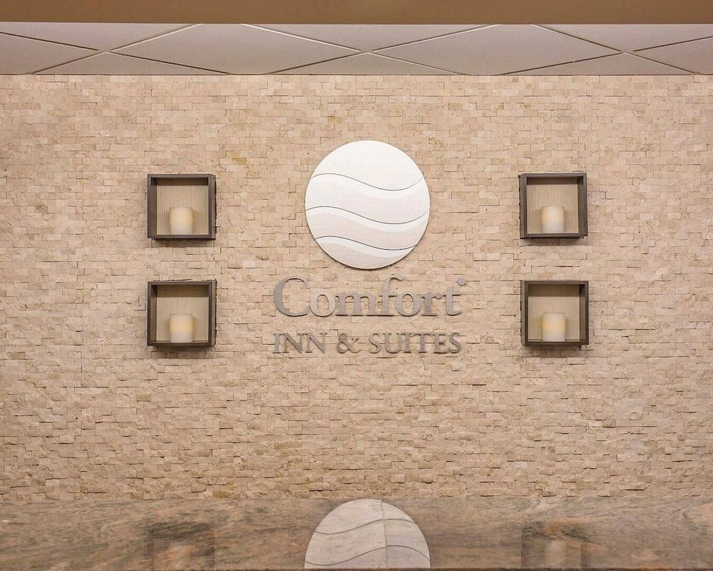 Comfort Inn & Suites Calgary - University 2