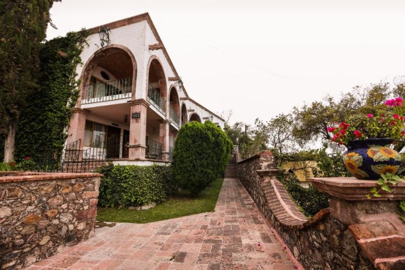 HOTEL POSADA LA ERMITA 1