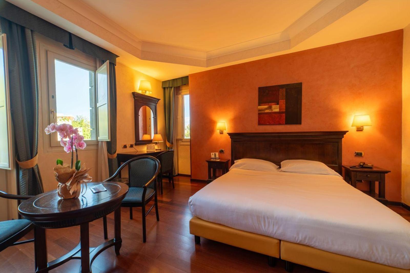 Hotel Teocrito 1