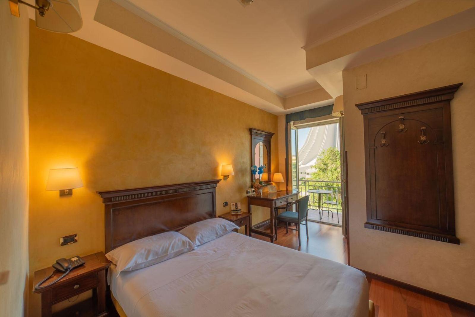 Hotel Teocrito 2