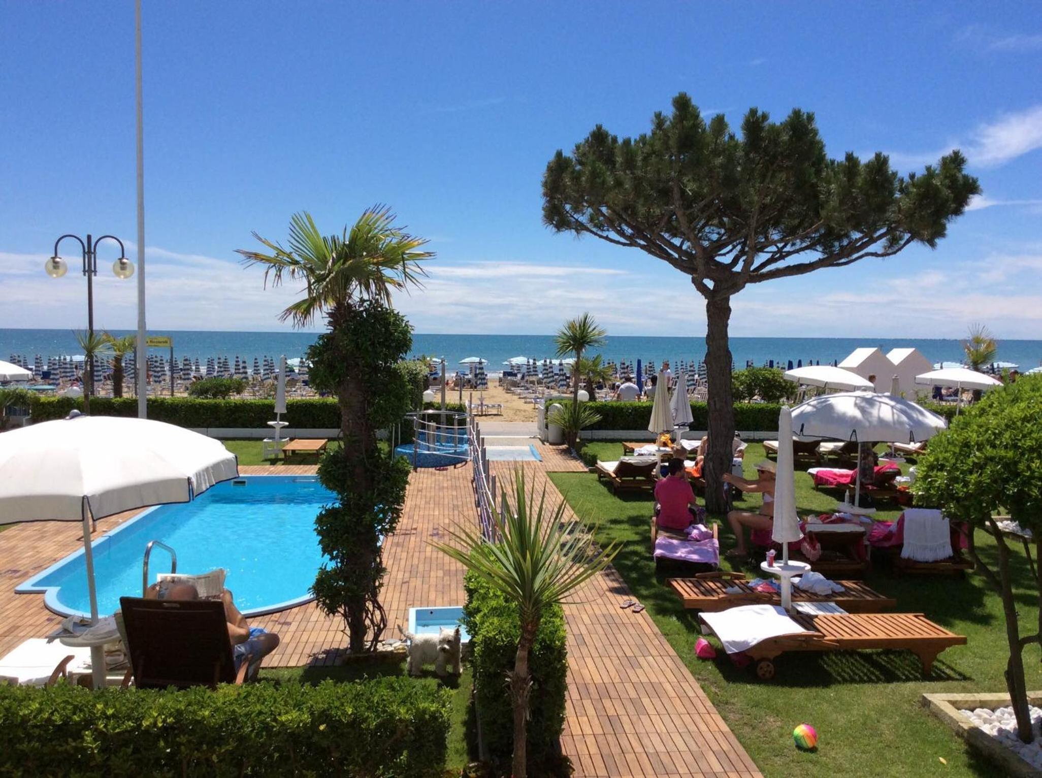 Hotel Universo 1