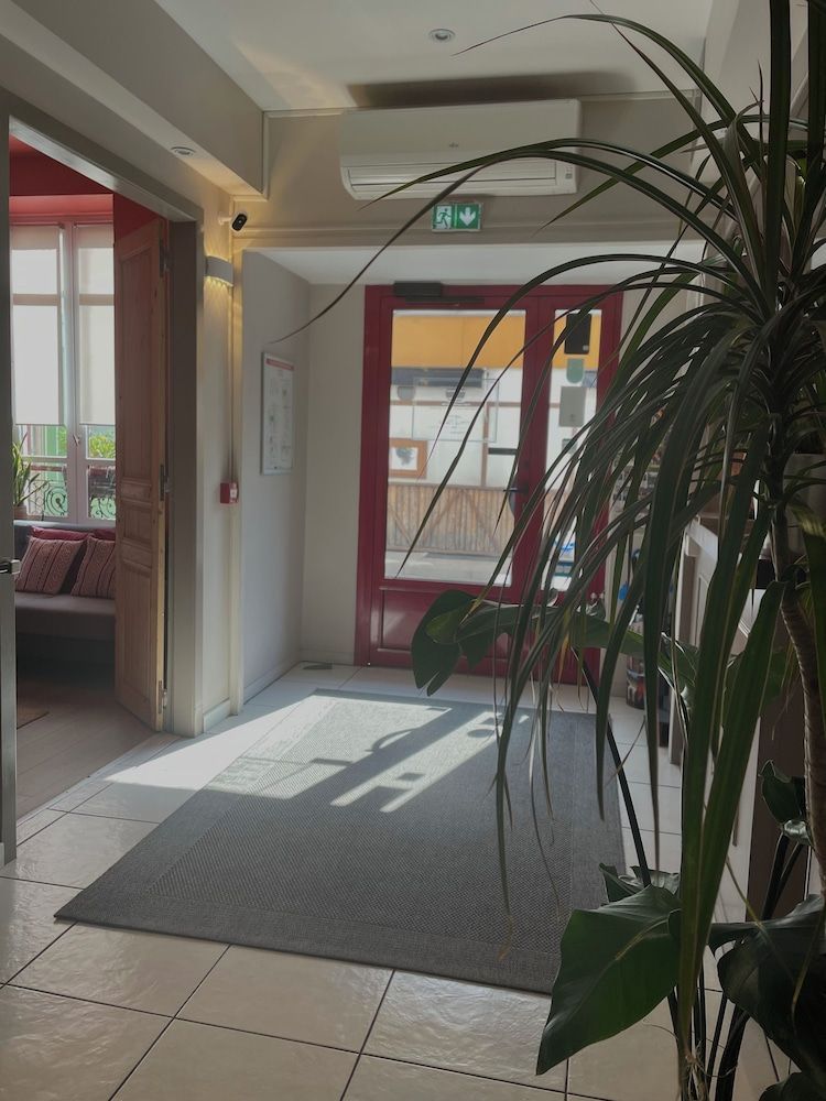 Hôtel Le Biarritz - Vichy 1