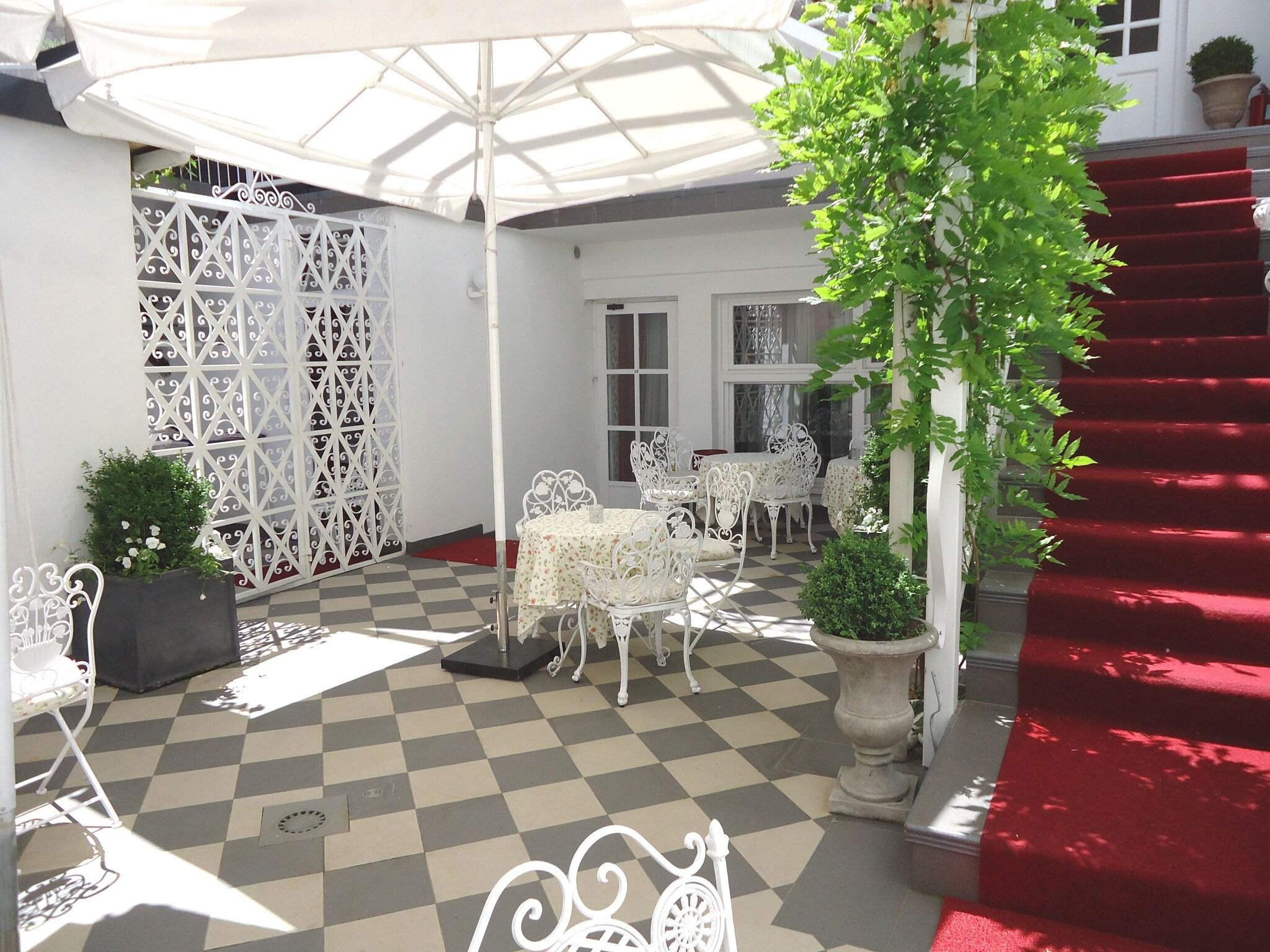 Allegro Hotel 1