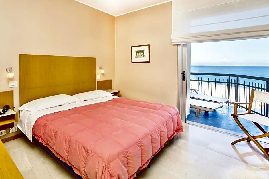 Hotel Tirreno 2