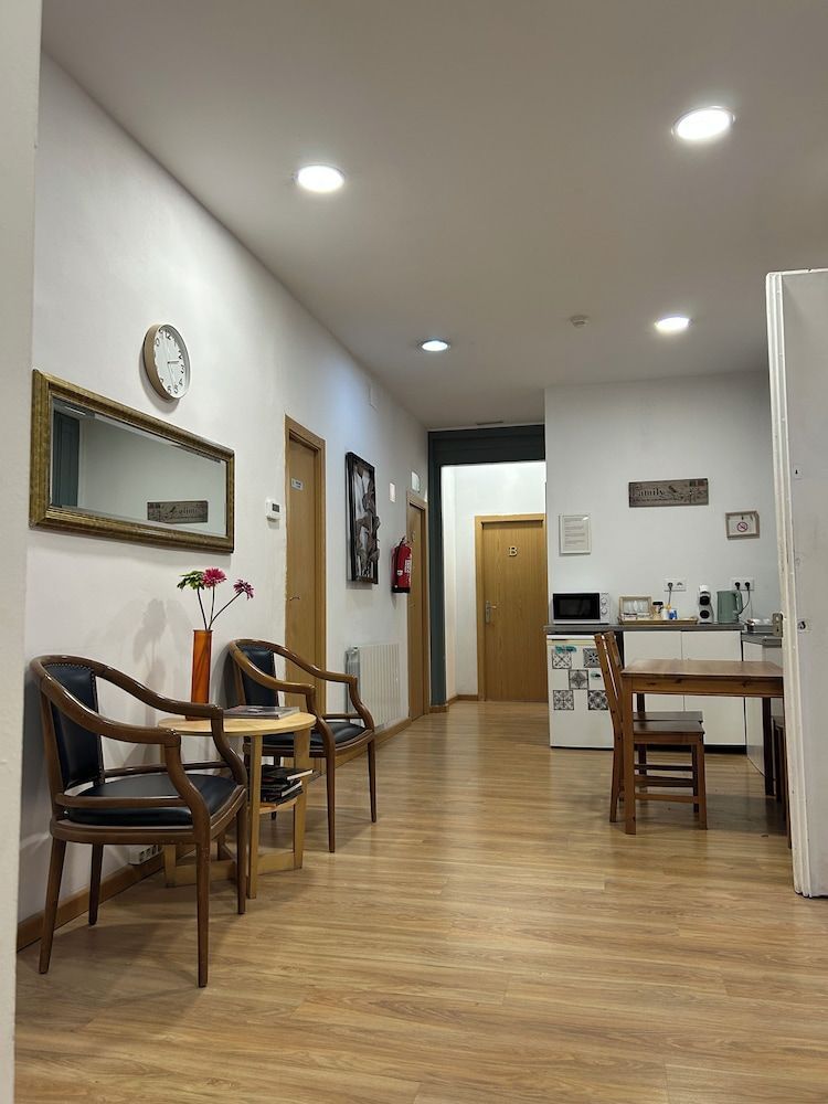 Hostal Delfos 1