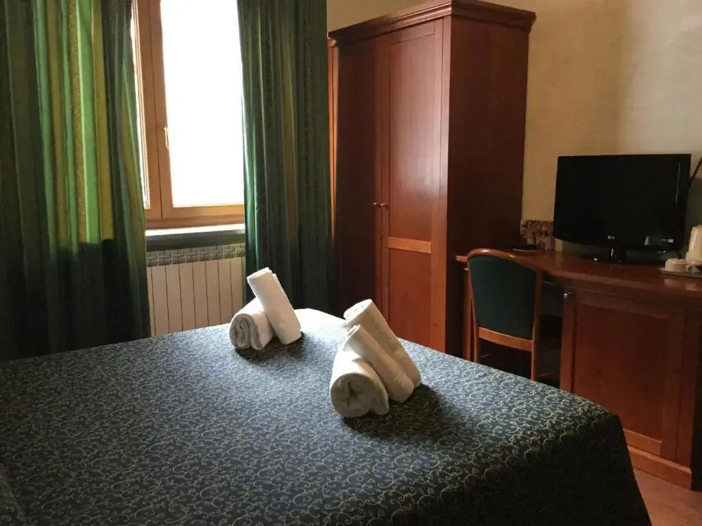 Hotel Clari 1