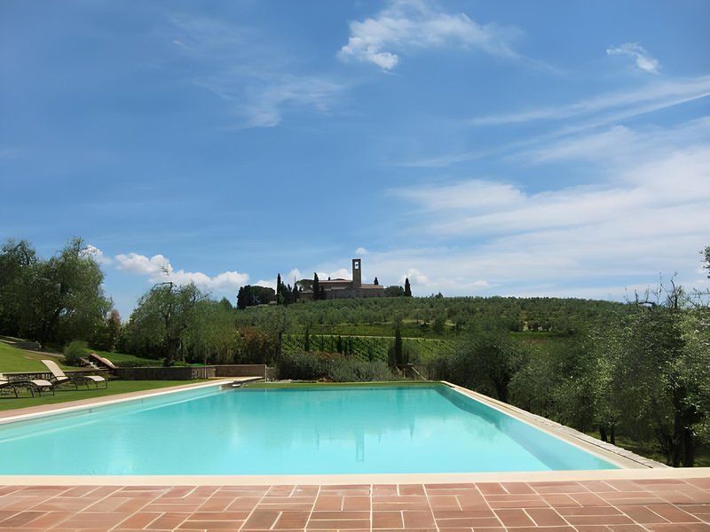 Fattoria Abbazia Monte Oliveto 1