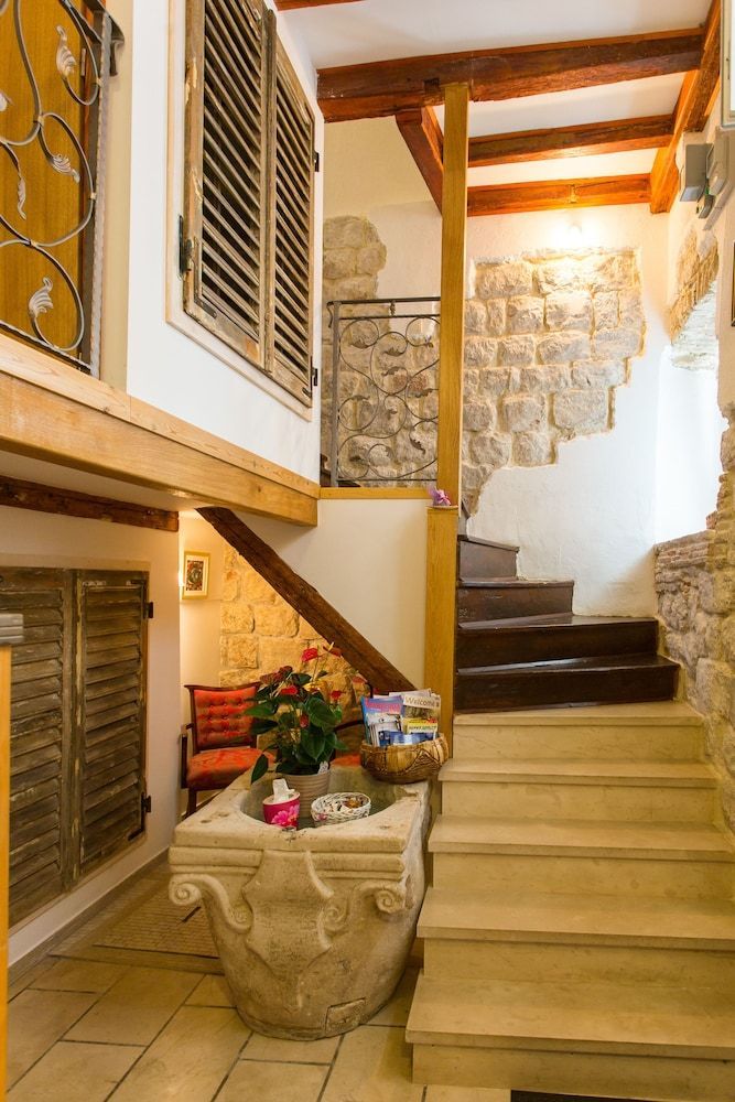 Rooms Vicelic Guest House 1