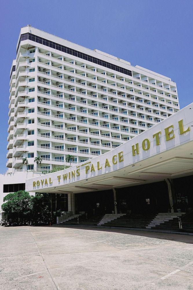 Royal Twins Palace Hotel 1