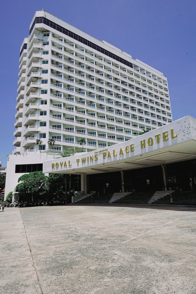 Royal Twins Palace Hotel 1
