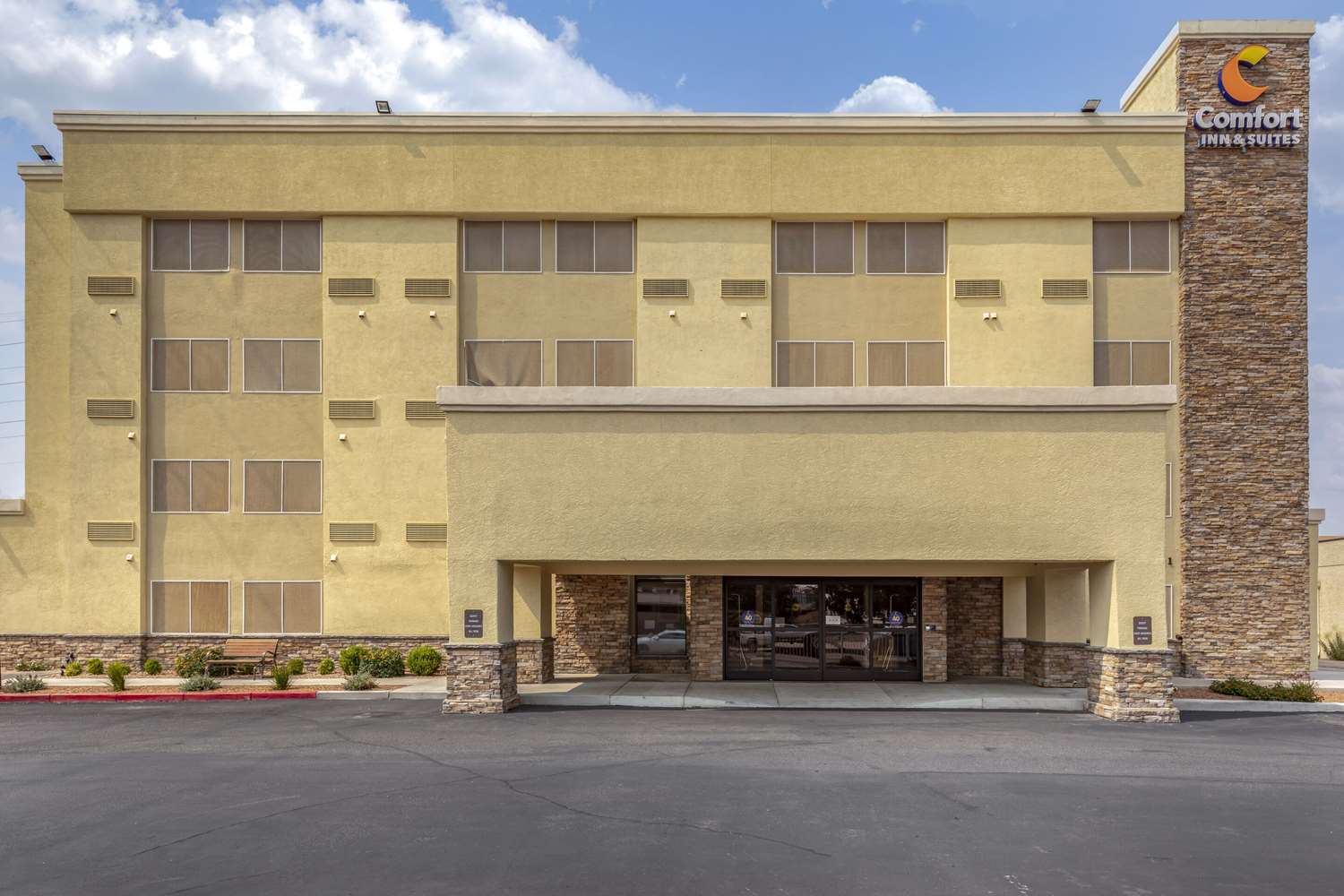 Comfort Inn and Suites Albuquerque Downtown 1