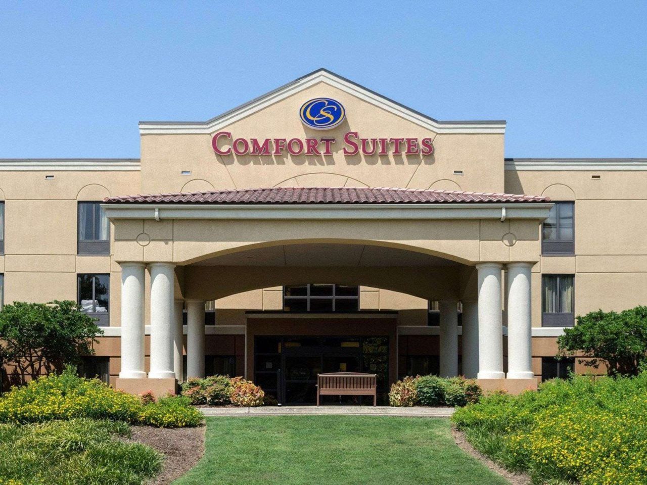 Comfort Suites 1