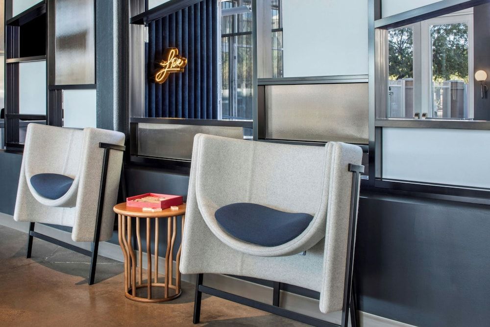 Aloft by Marriott Phoenix-Airport 2