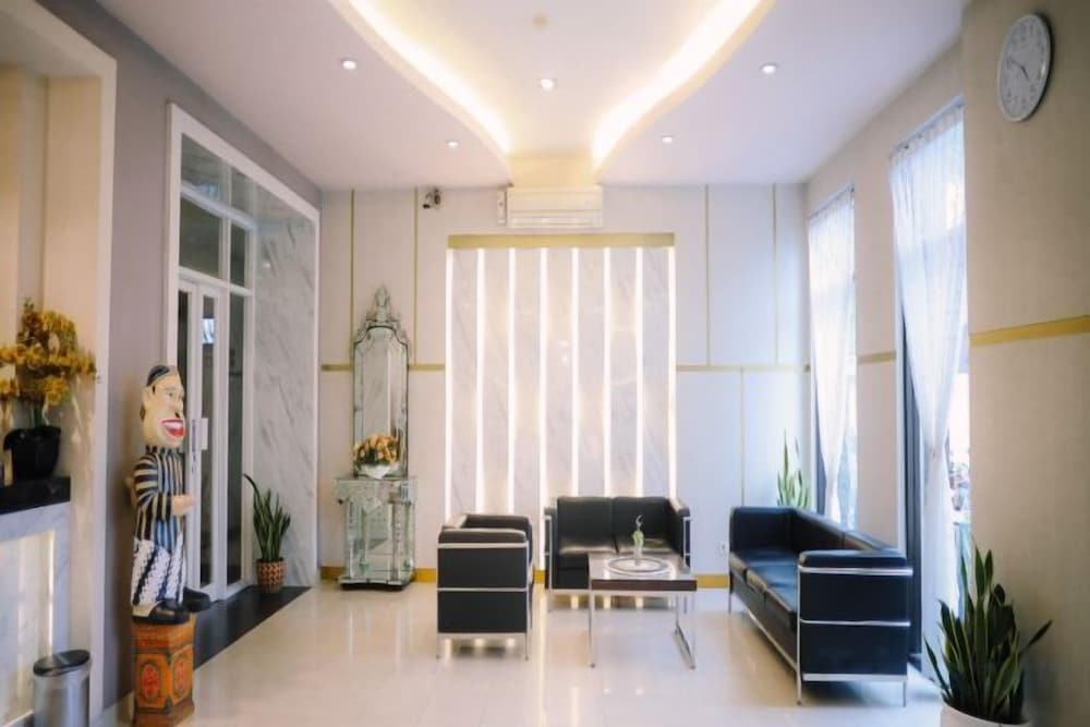 Grand Malioboro Yogyakarta Hotel 1